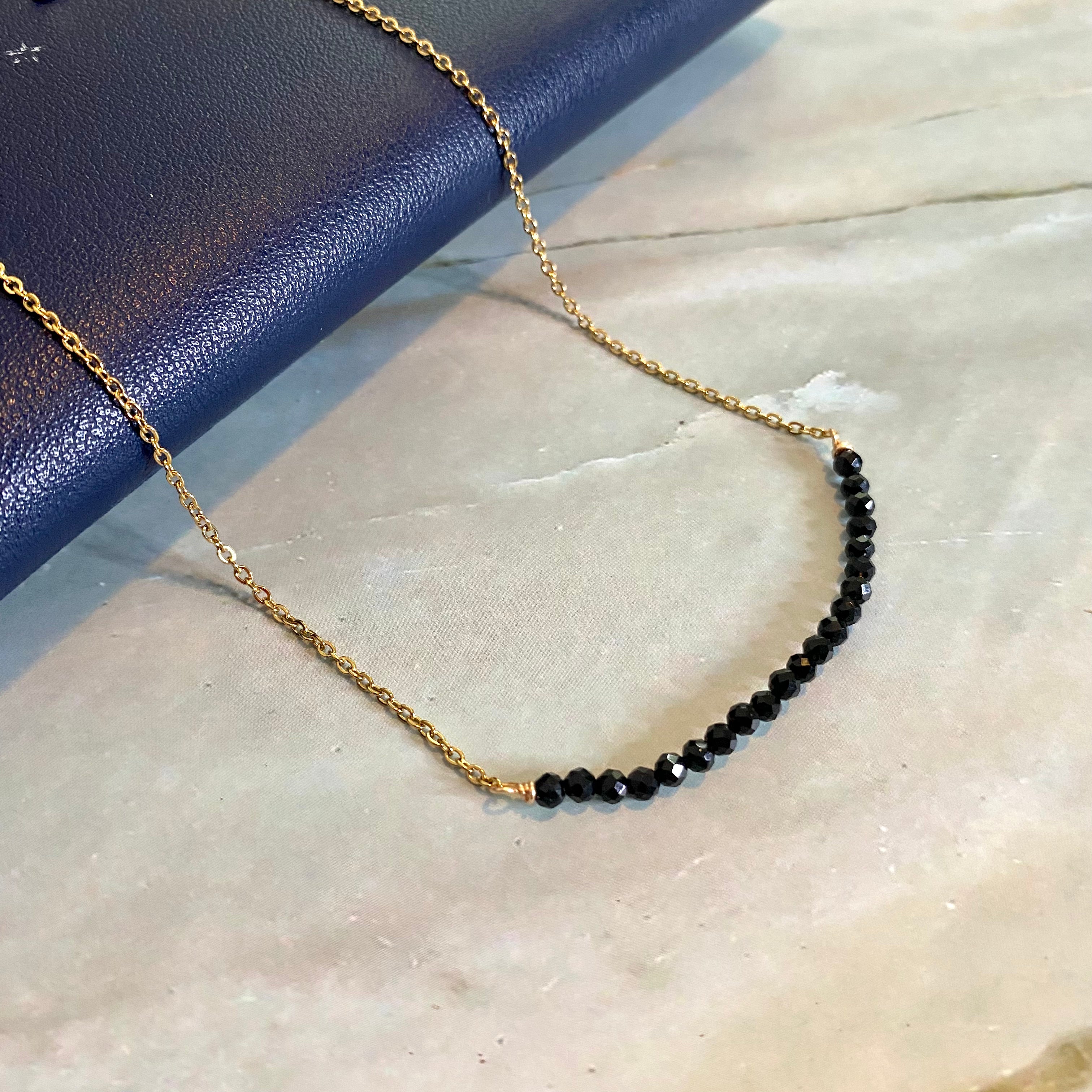 Dainty Onyx